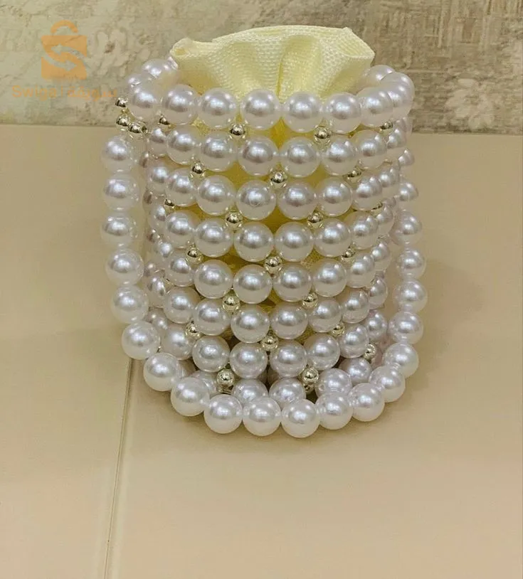 حقيبة اليد لؤلؤ