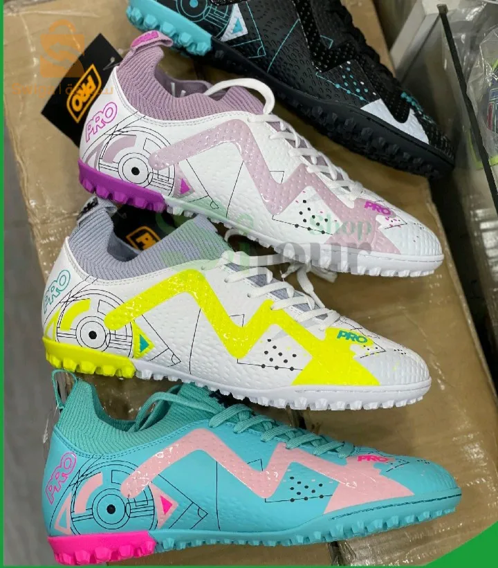 أحذية ذات جودة عالية بأسعار خيالية😬😯🎉 
الكميات محدودة سارعوا للطلب 👍
التوصيل 58 ولاية🚚🚚🚚🚚
soulier Nike god 
Trés Bonne qualité ✌️
✅ إستفد من أفضل خدمة توصيل سريعة (2 - 4 أيام) لـ58 ولاية جزائرية مع ضمان حسن المعاملة وجودة الخدمة.
✅ الدفع سيكون مباشرة بعد إستلام السلعة ووصولها لمنزلك أو مقر العمل حسب العنوان الخاص بك
✅ المنتج مضمون بجودة عالية.
✅ أفضل سعر في السوق.
✅ إستبدال سهل ومجاني.
✅ نحن دائماً جاهزون لمساعدتك.
الأسعار من 6500da⏪4000da 💵
مرحبا بالجميع 🥰👍♥