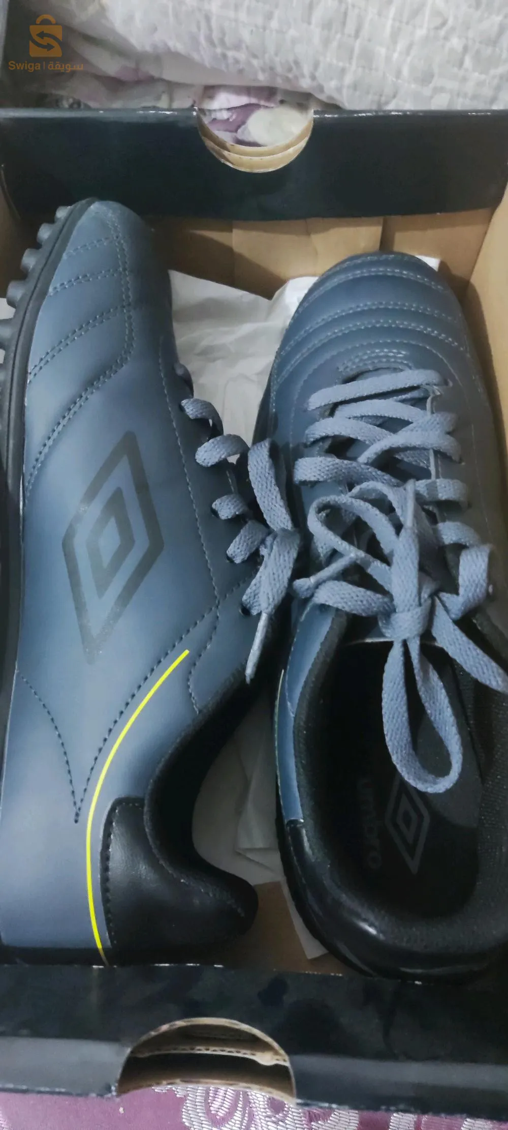 soulier umbro classico viii TF original pointure 42