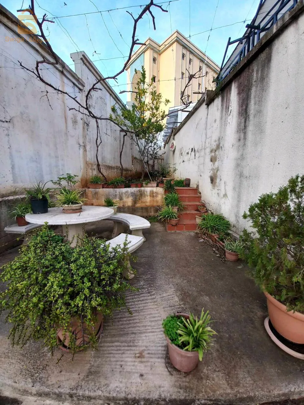 vente Villa R+2 avec piscine couverte et chauffée + terrasse à Ben Aknoune