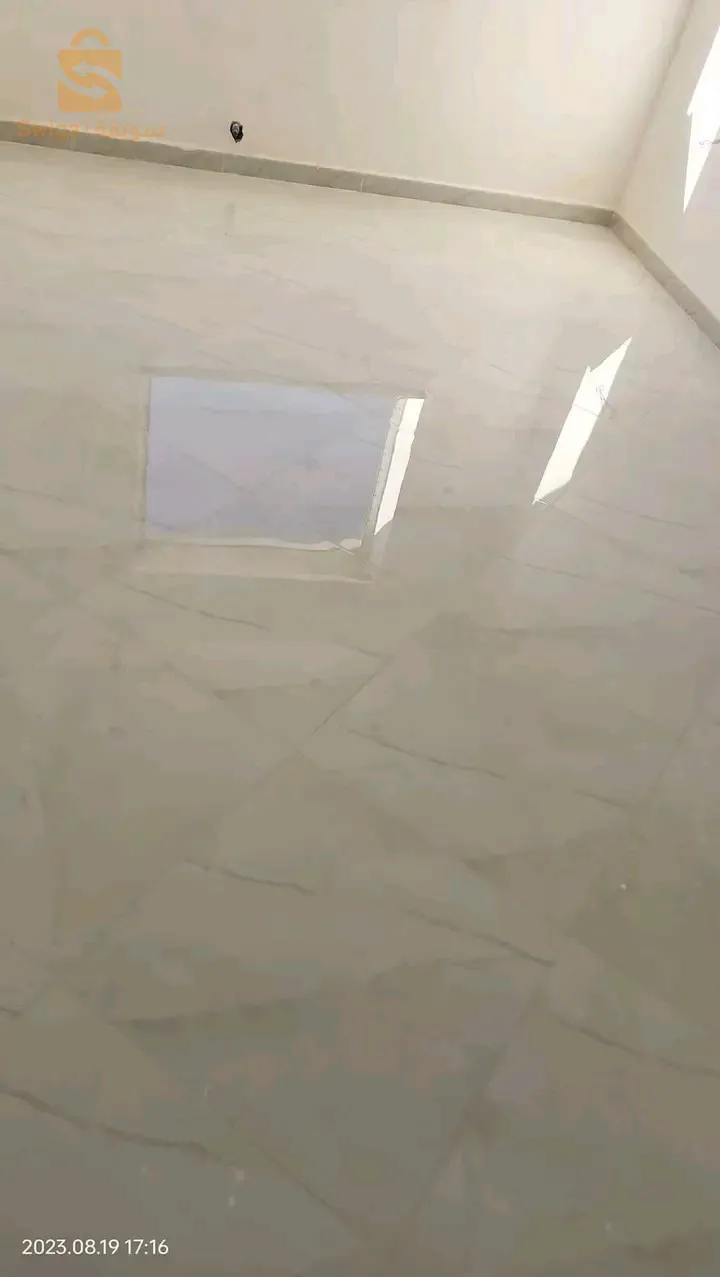 مرحبا بيك  في البيض
