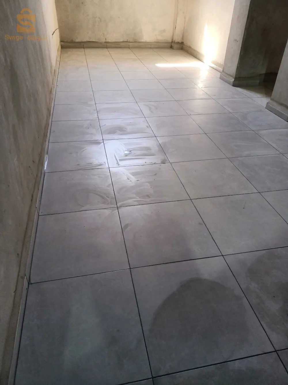 تركيب ارضيات سيراميك وبلاط