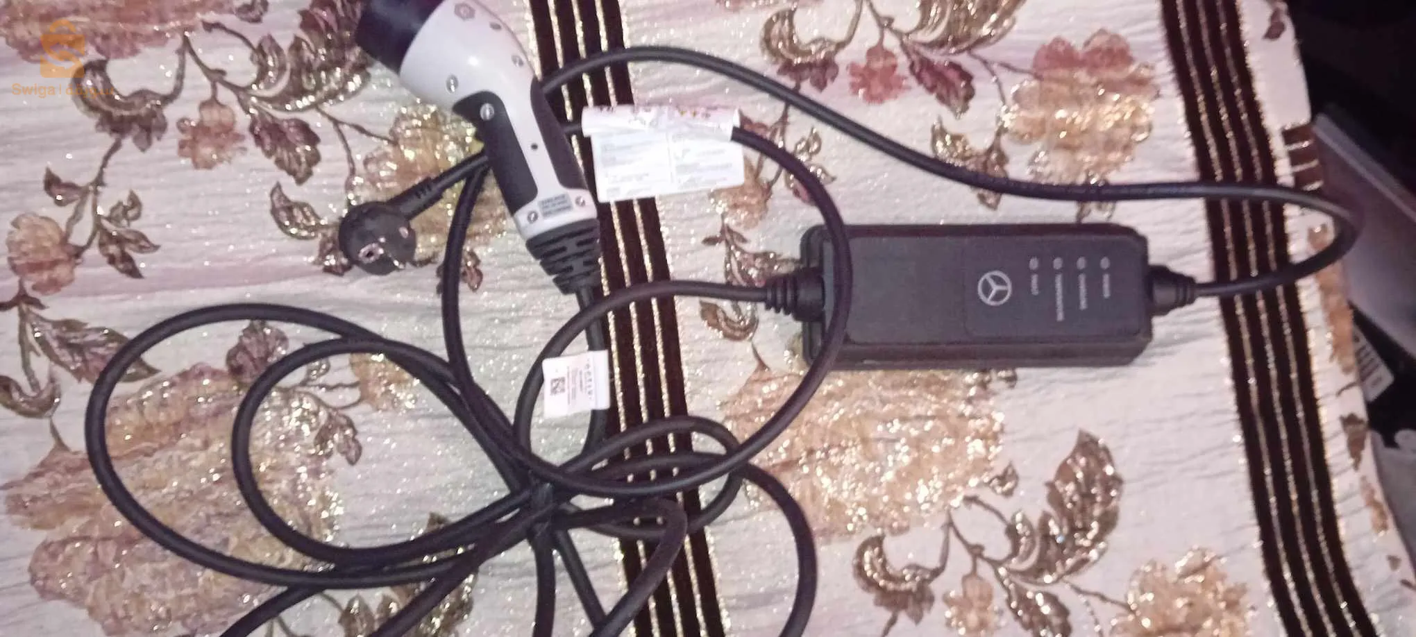 chargeur mercedes