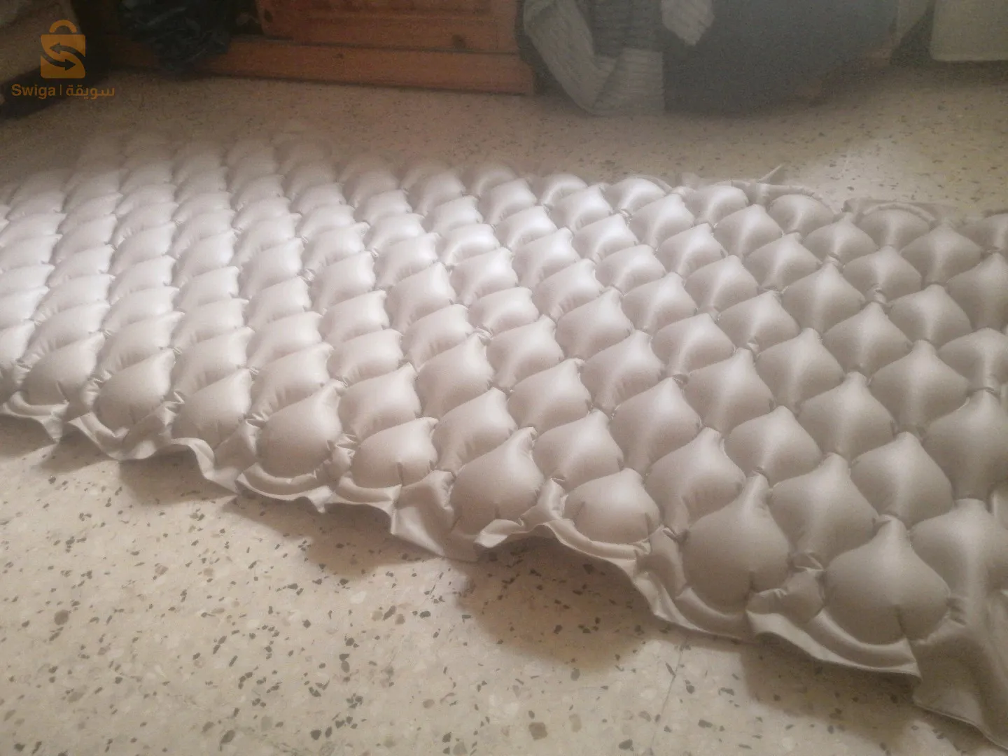 سرير تدليك الضهر