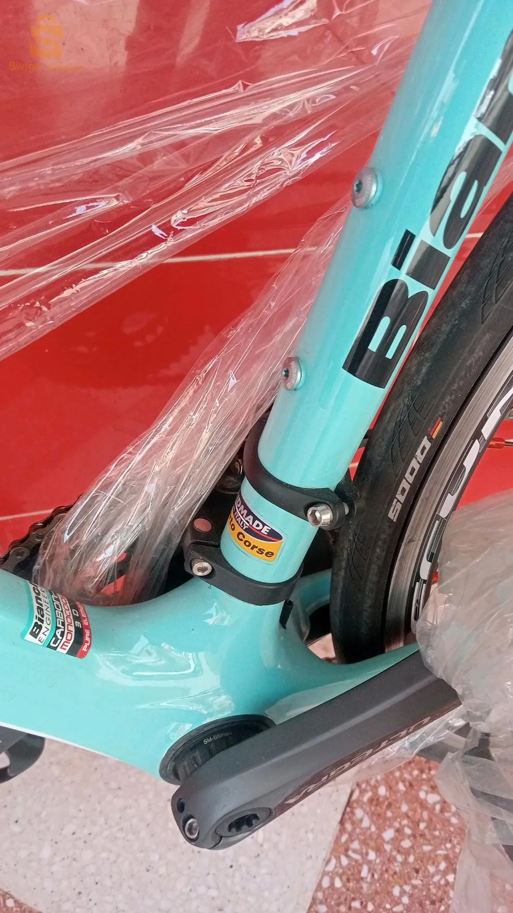 دراجة هوائية اصليا إيطالية صنع مصنوعة من الكربون جديدة 10/10