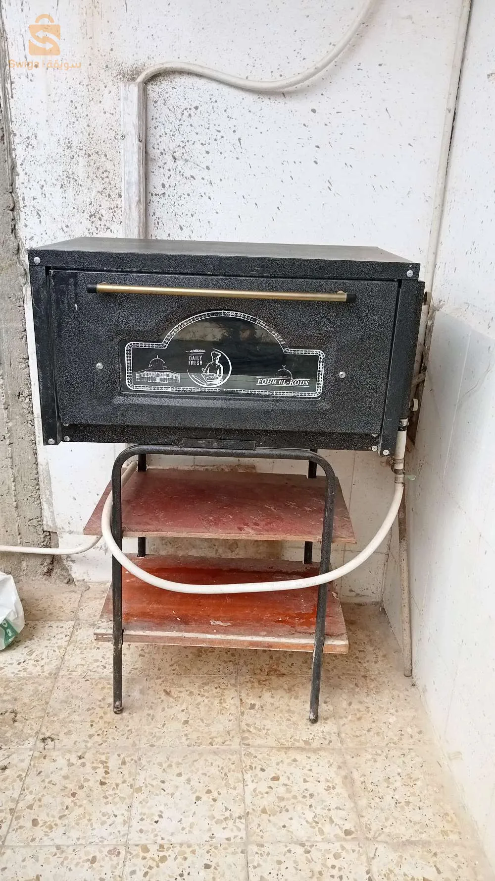 كوشة مستعملة مرة واحدة فقط كبيرة