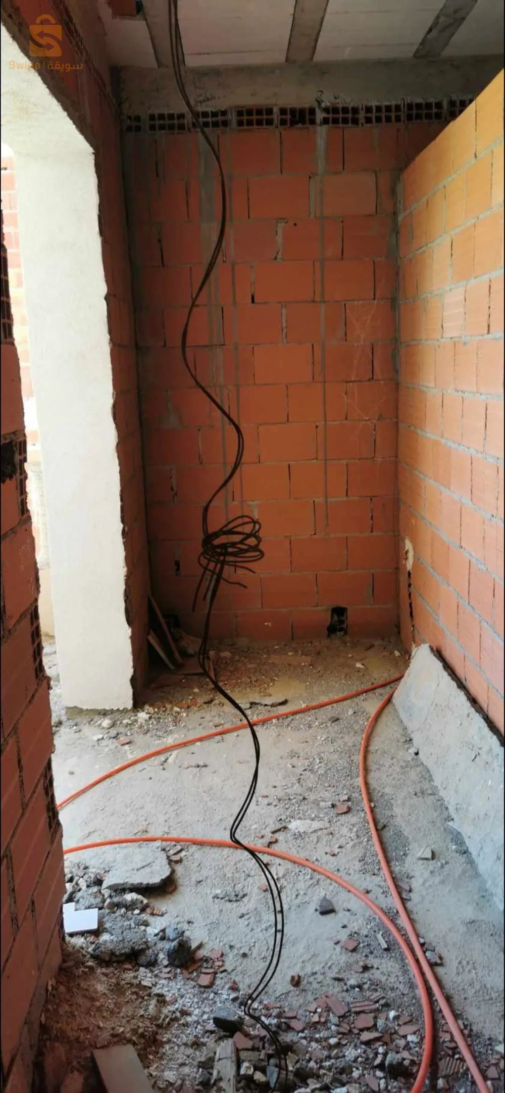 apparemment semi fini