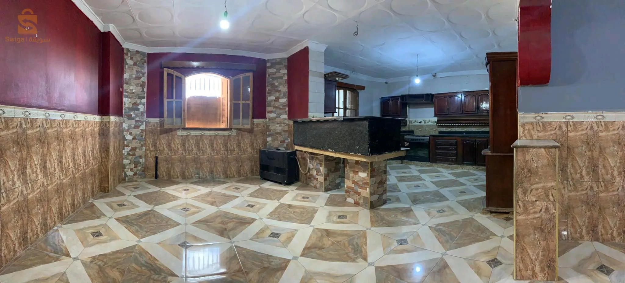 منزل وقاعة افراح للبيع