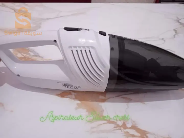 #Aspirateur_A_Main_Aux Et Poussière#SILVER_CREST#Batterie : 7.4 V #Autonomie_en_Aspiratio_continue : 20 Mn.#Capacité du bac de récupération  de la Poussière  Max 400 ML#Capacité du bac de récupération  des Liquides  Max 150 MLMade in #Germany 🇩🇪🇩🇪