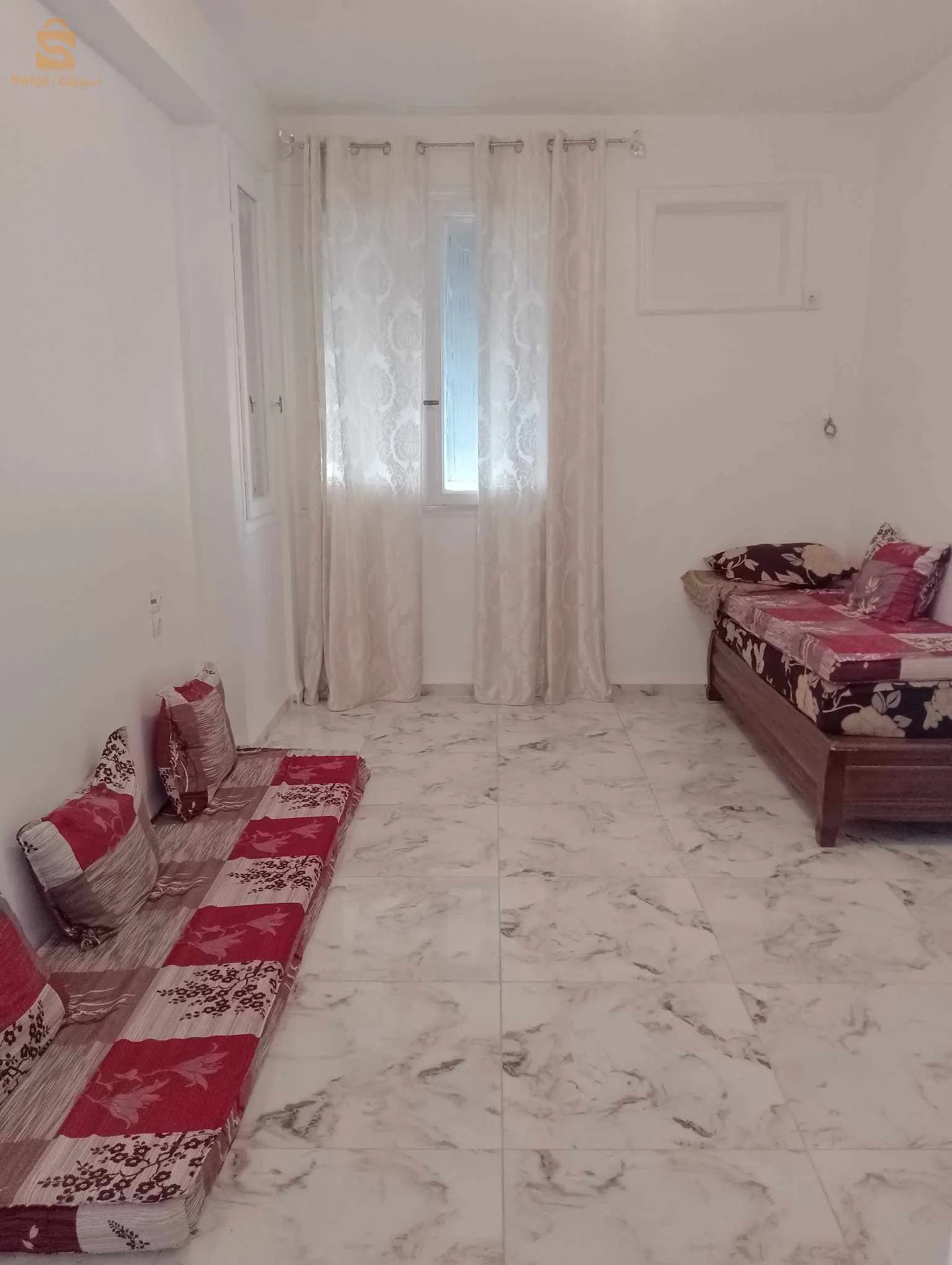 شقة F3 في منطقة حي السطوح المميزة