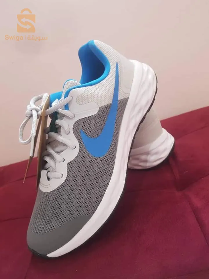 #Disponible_0558459644
Chaussues de running 
#kaba_Original
 #Nike Revolution 6
 Couleur : Blue 🔵
 Pointure : 40 =(24cm) 
#nike #nikeshoes #NikeAirMax #nikeair #nikerunning