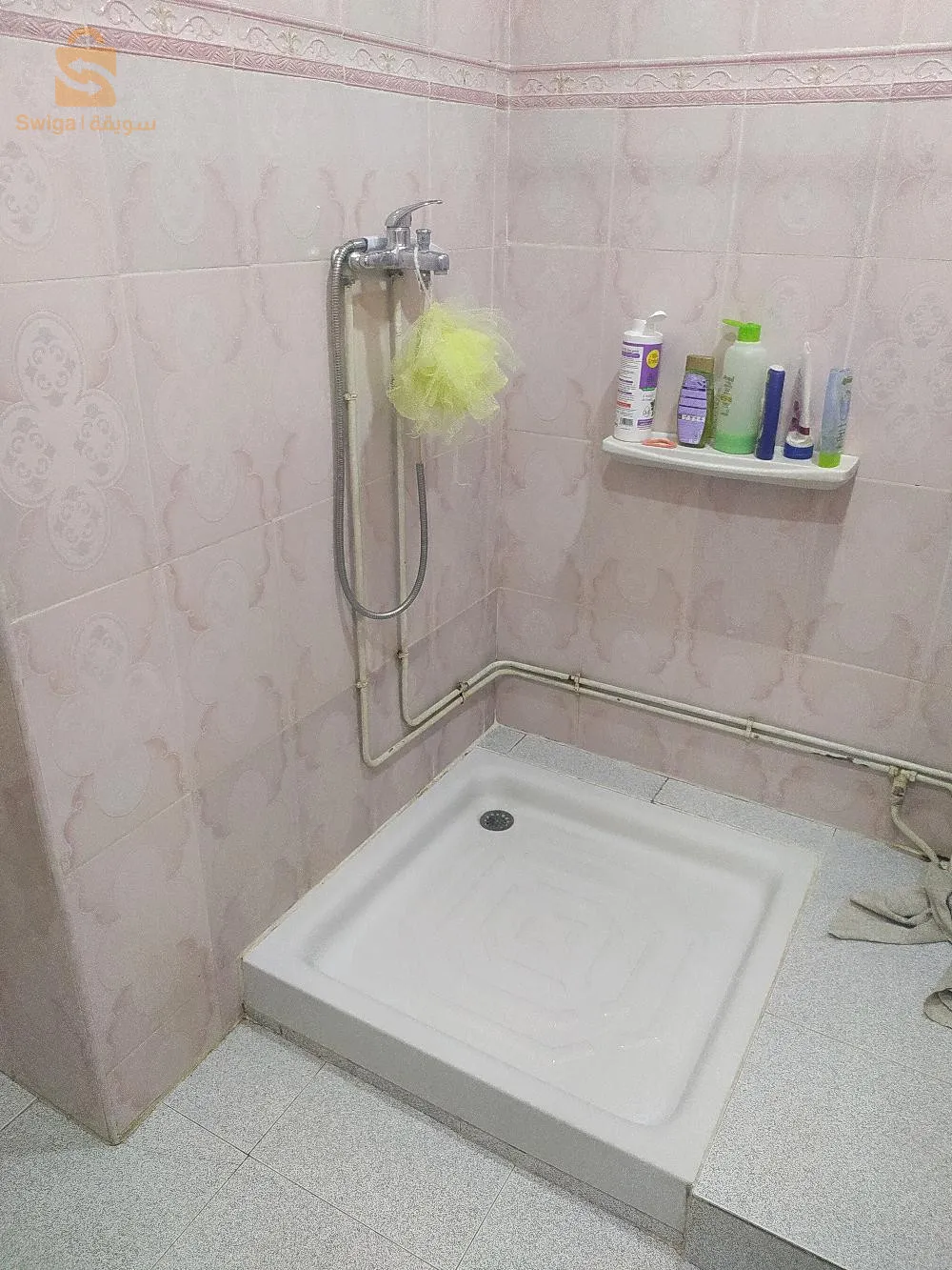في المعبودة فوق مسجد السبطين