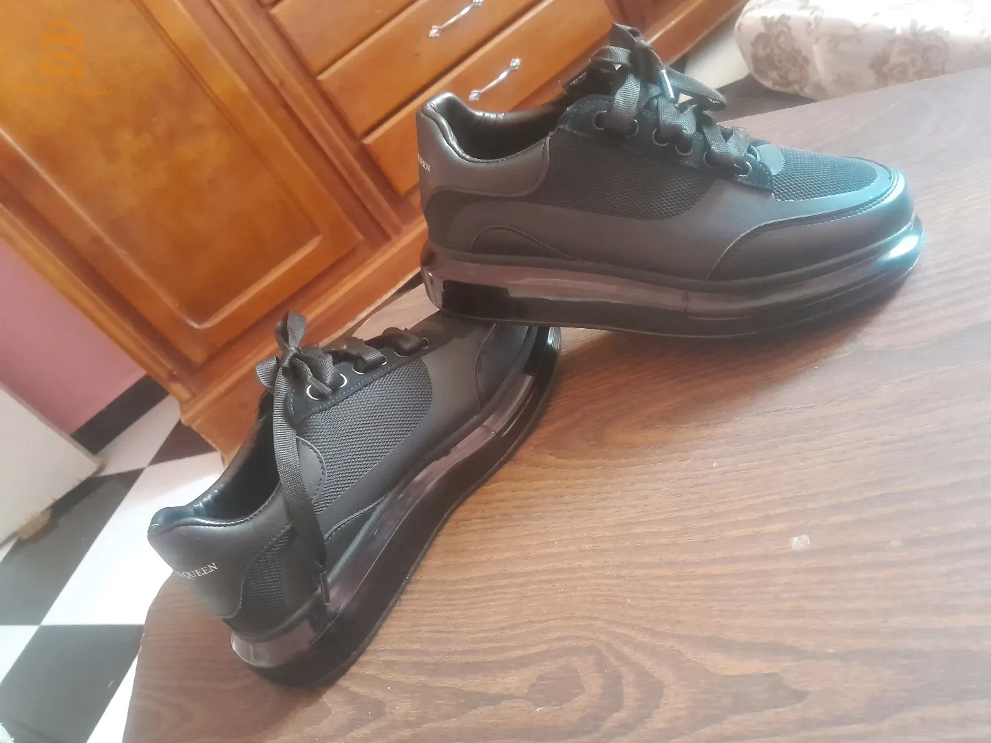 حذاء جديد غير مستعمل