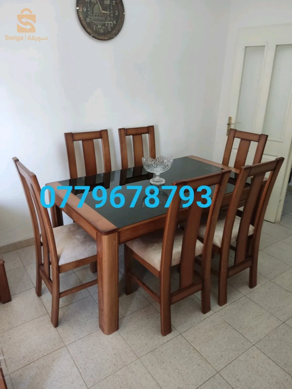 Table salle à manger 6 chaises être produit local En bois hêtre  🤩🤩