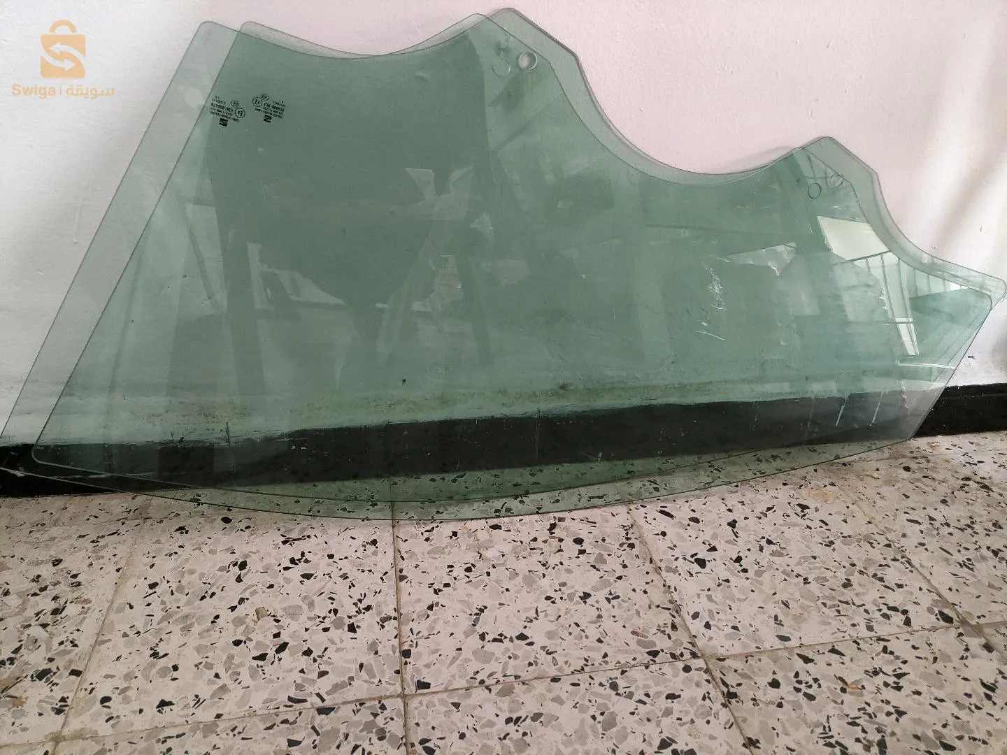 زوج كراوات لوالا تاع إبيزا 2019 للبيع Deux vitres avant ibiza 2019 a vendre