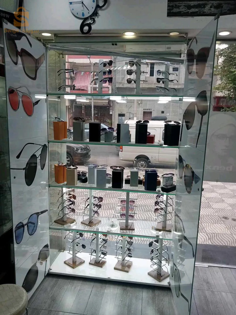 meuble opticien bibliothèque cosmétique magasin