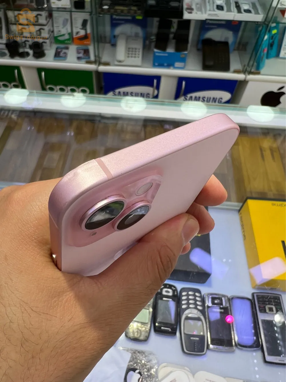 iPhone 15 CE 256gb batt 99%