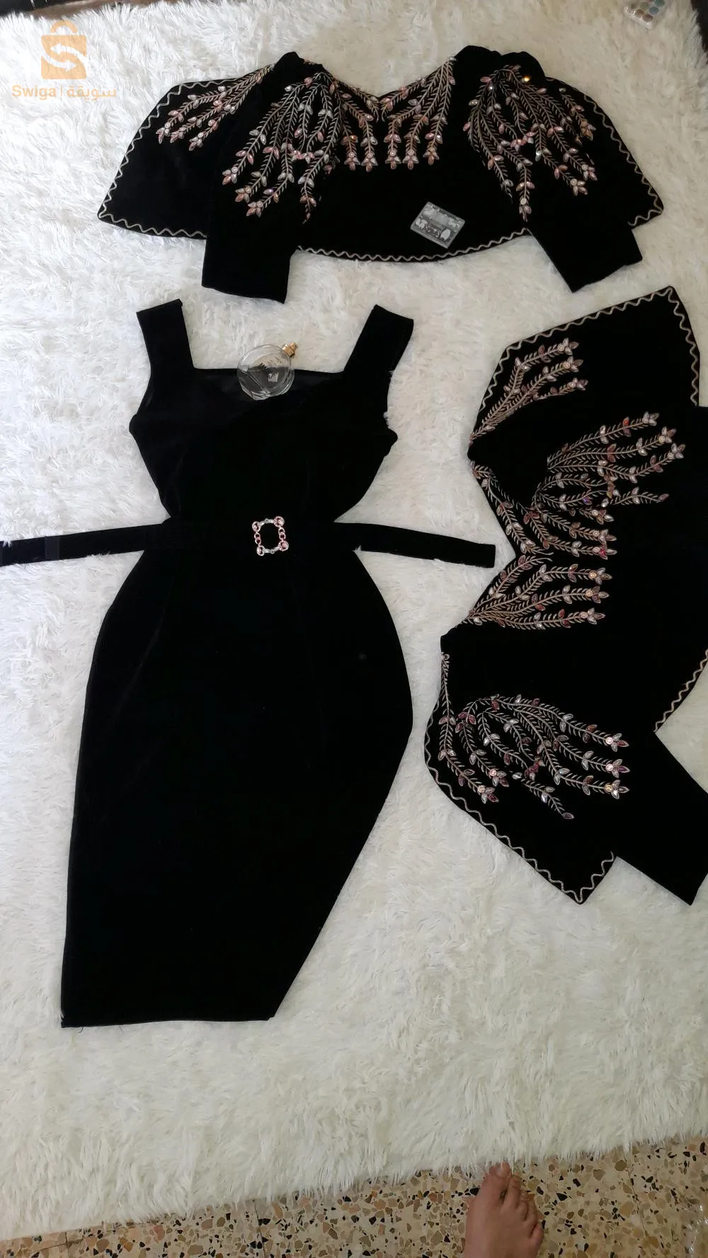 روب كاراكو عصرية