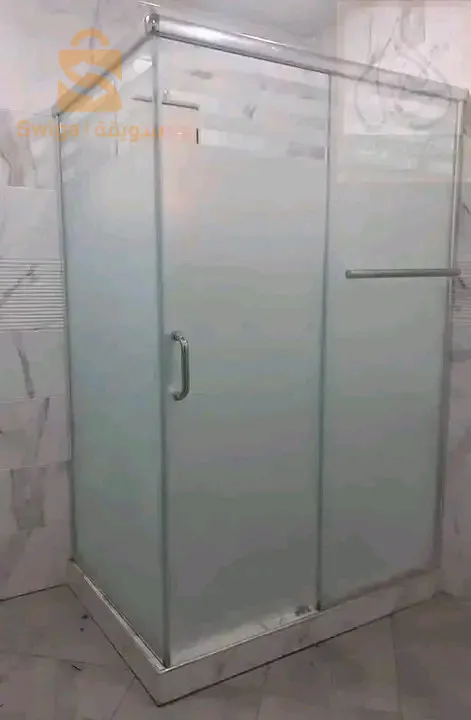 تركيب زجاج المحلات والحمامات