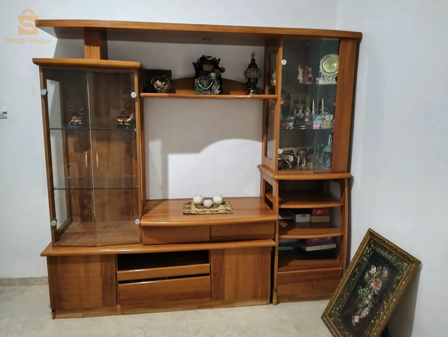 مستلزمات للبيع