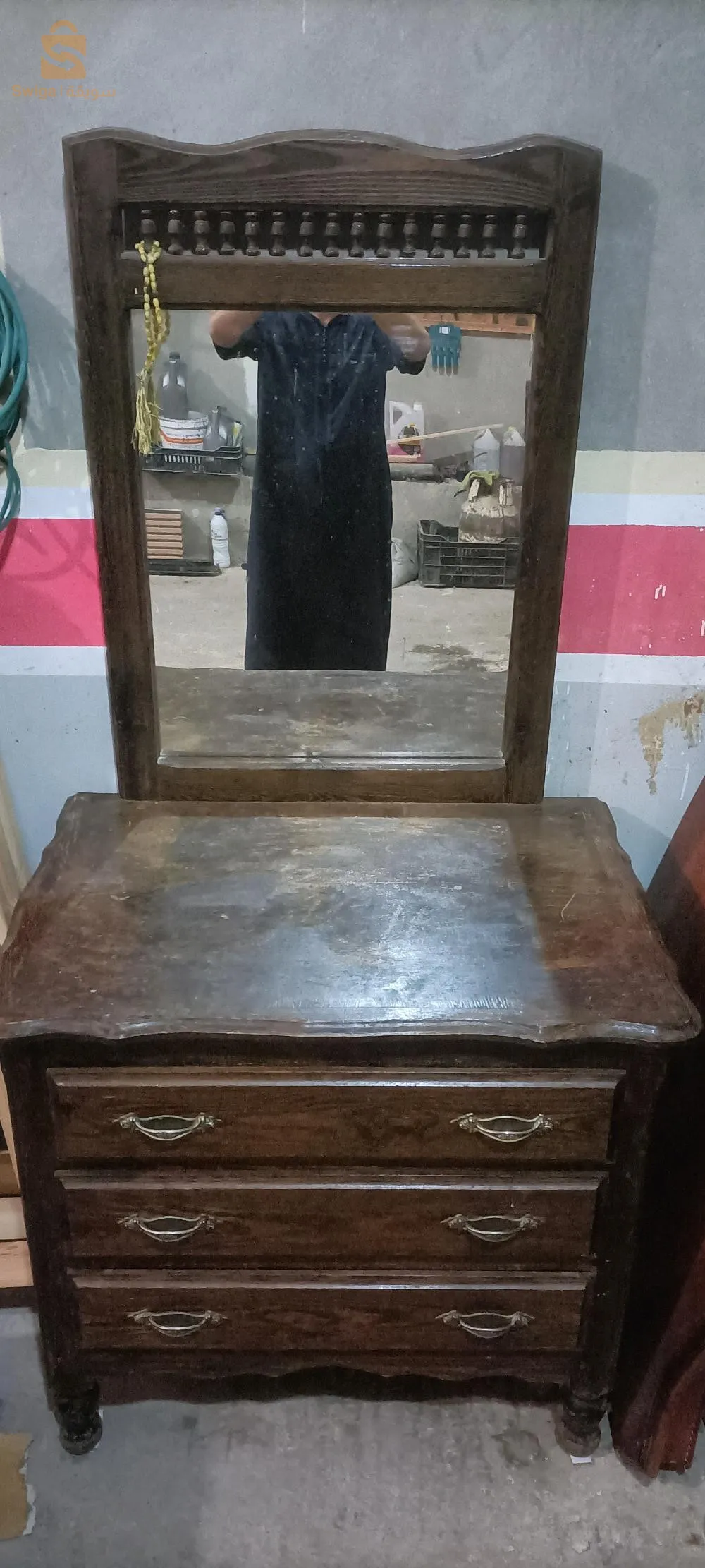 coiffeuse et table de nuit