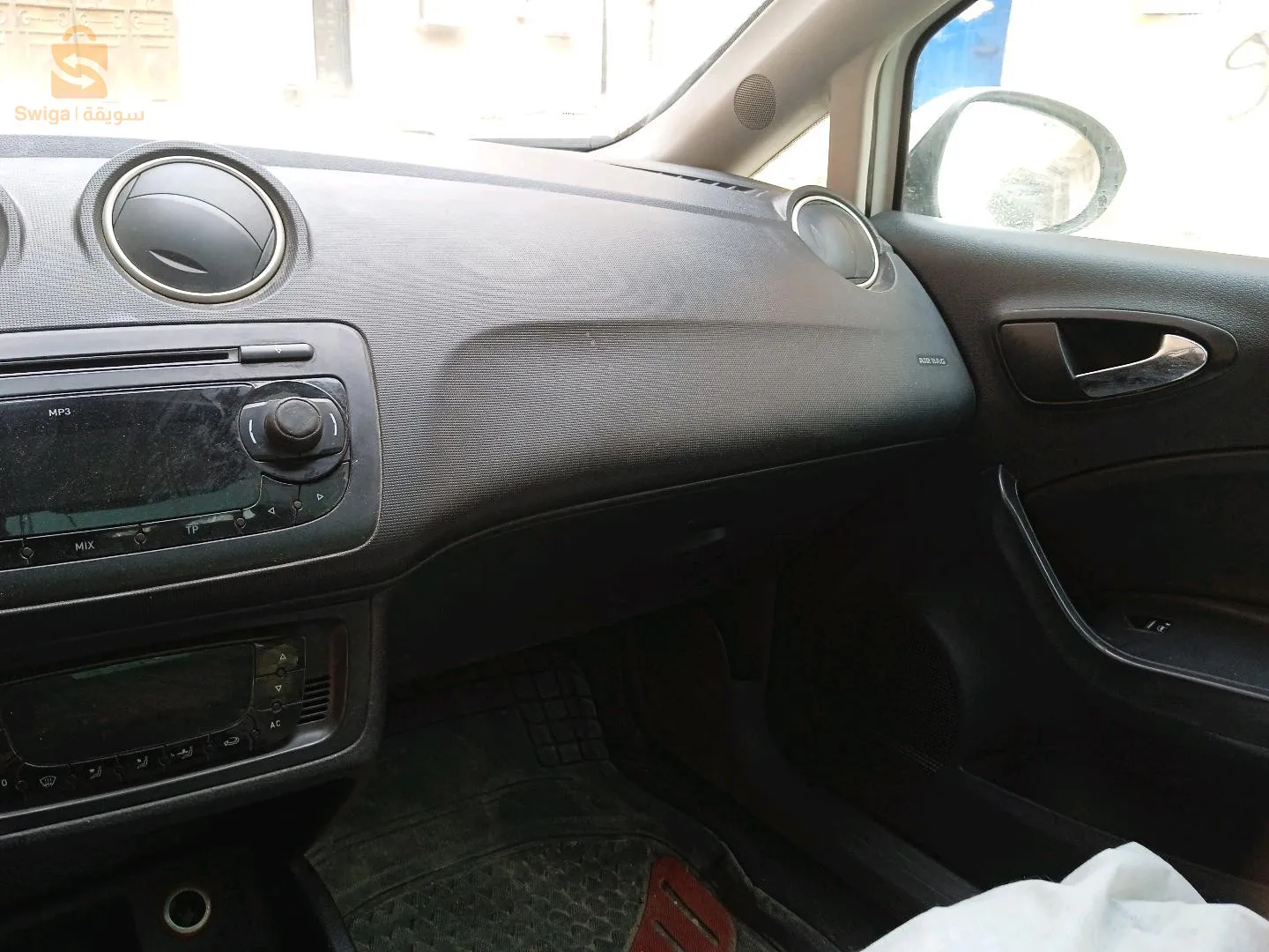 ابيزا 2012  ديزال 1,6 نظيفة ياسر  00معاود