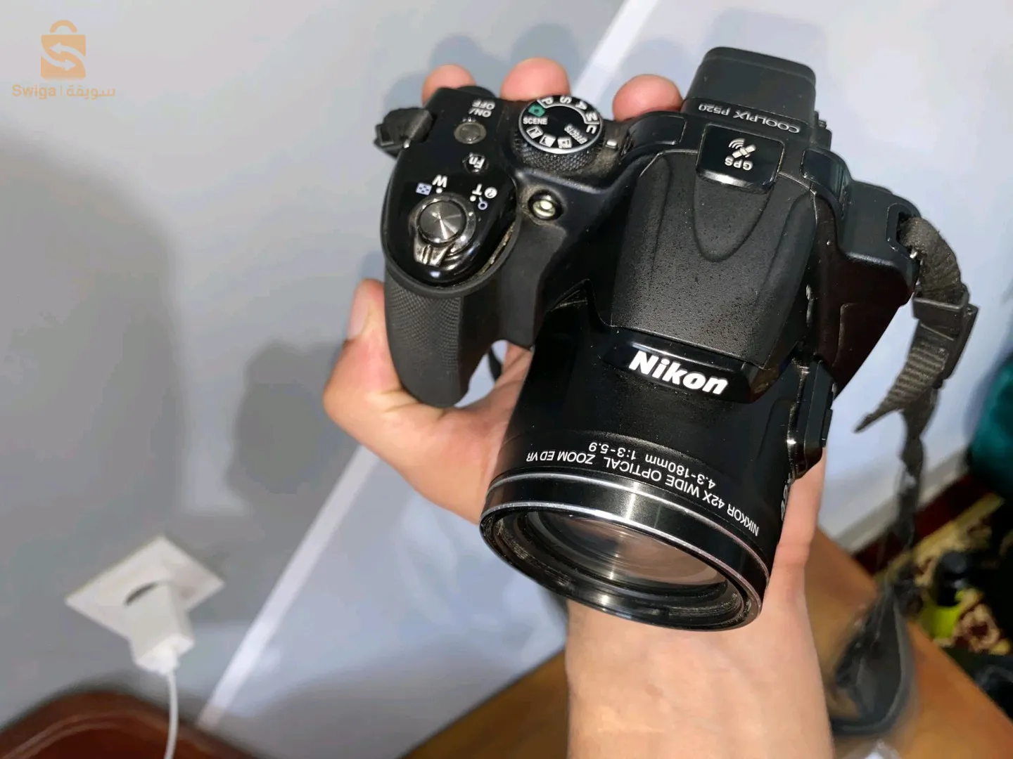 كاميرا نيكون p520