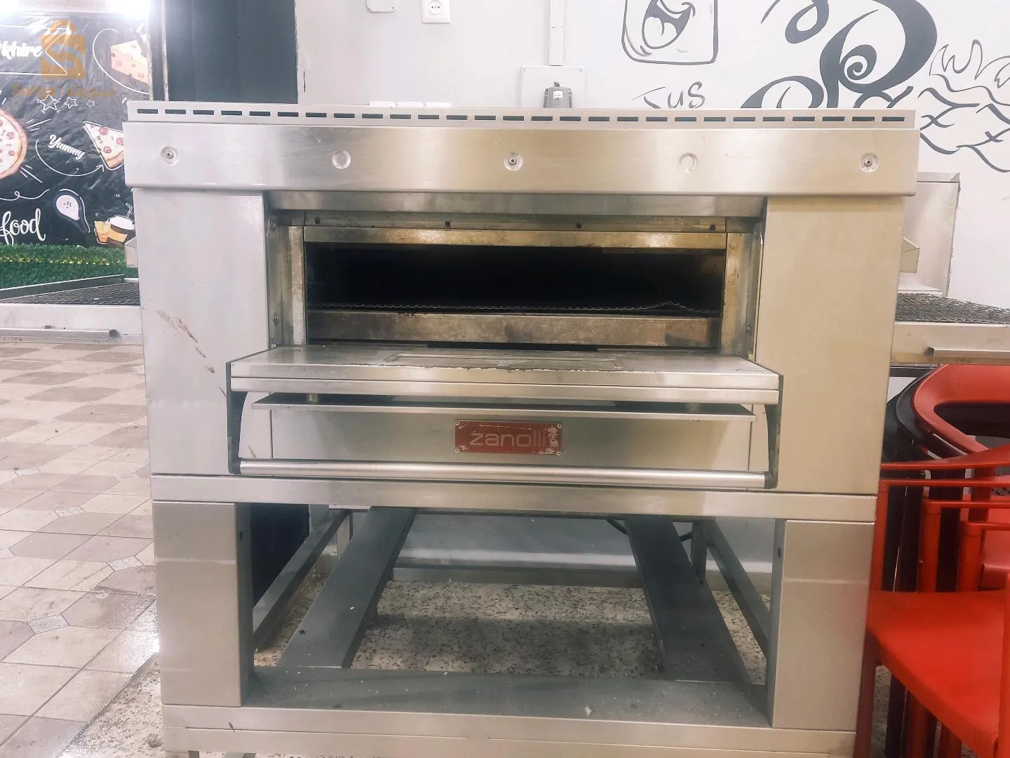 فور بيتزا بروفيسيونال