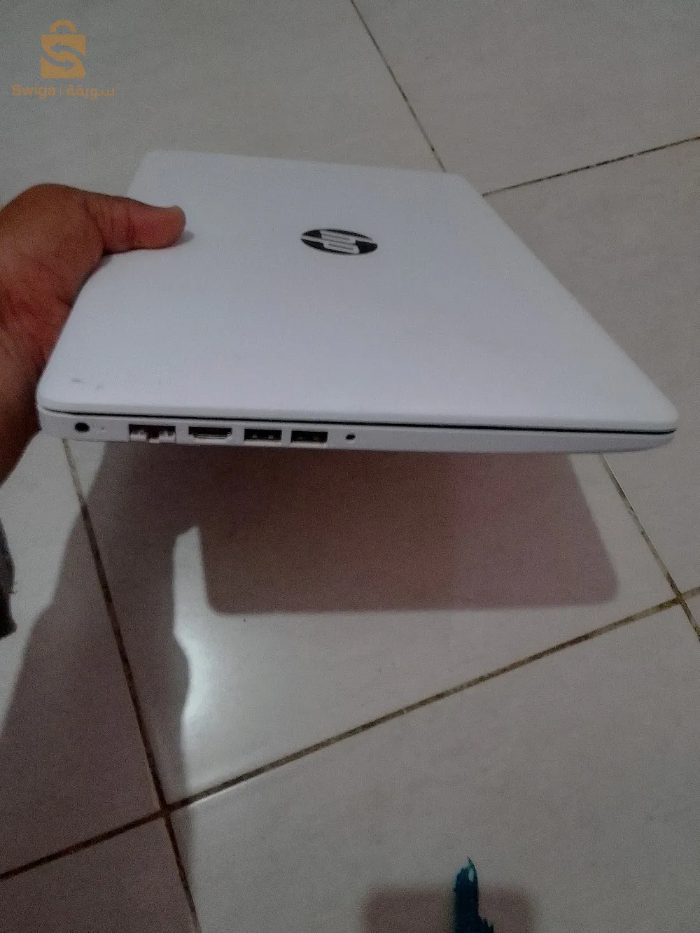 كمبيوتر للبيع السعر قابل للتفاوض