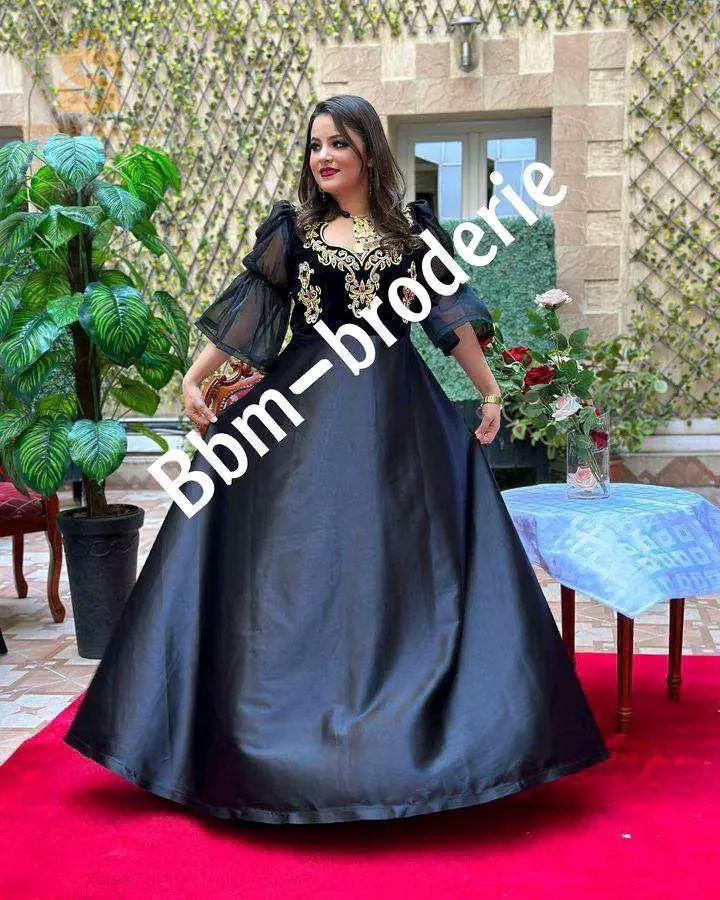 صواريات تحفة توصيل متوفر مرحبا بكم