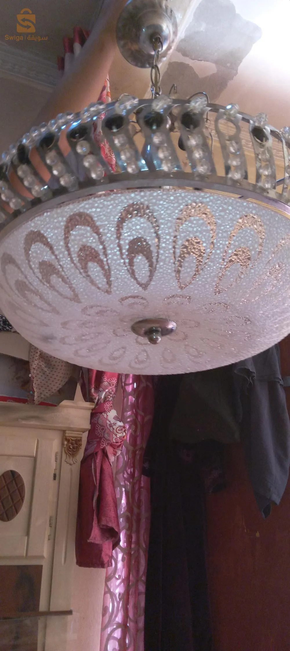 لوستخ تع الضوء مستعملة نظيفة ياسر