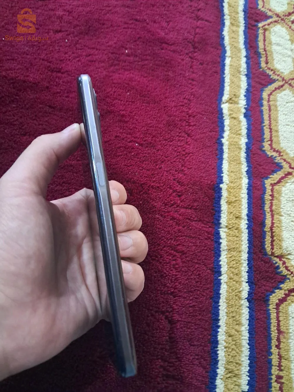 هاتف ريالمي 8i