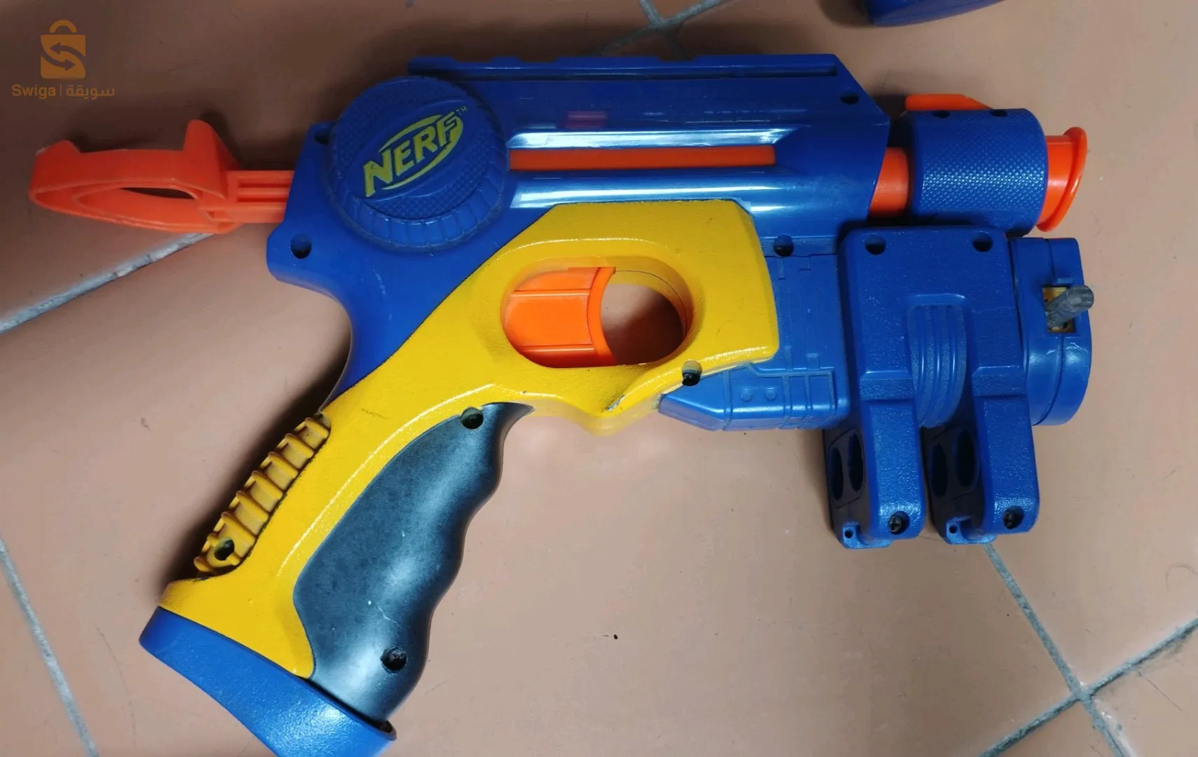 Nerfs avec accessoires