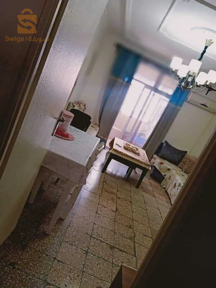 بيع شقة ذات اربع غرف