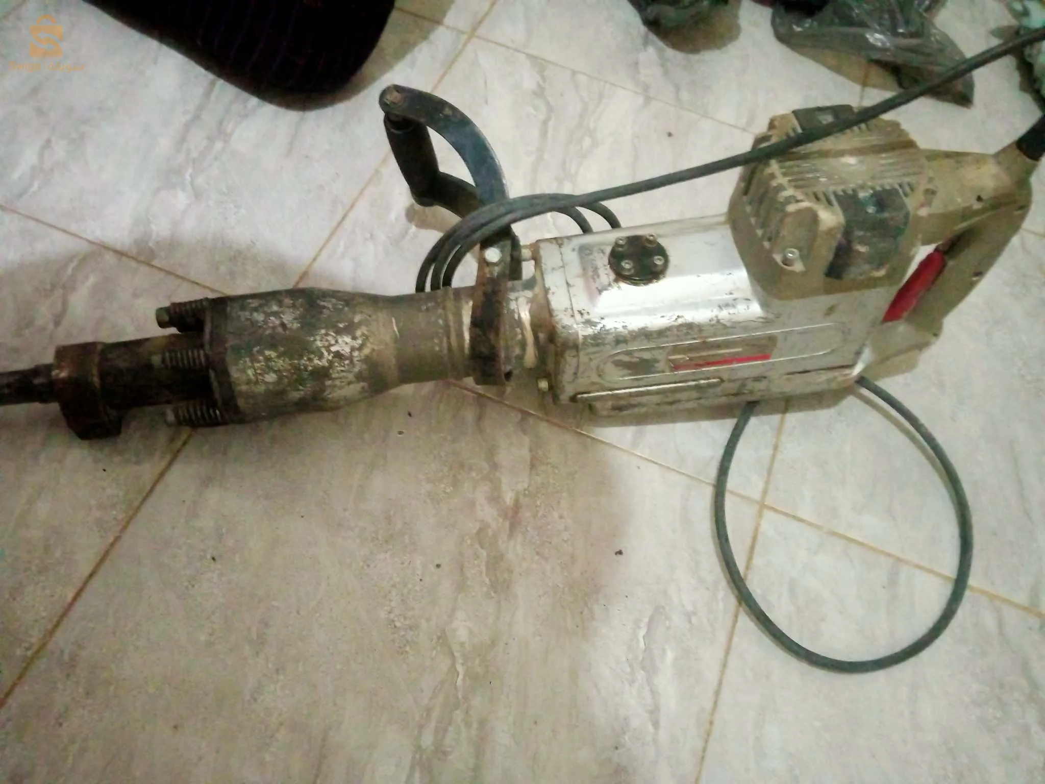 مارطو بيكور لامارك كراون يخدم لباس بيه فيه سيزو لمبوانتي برك