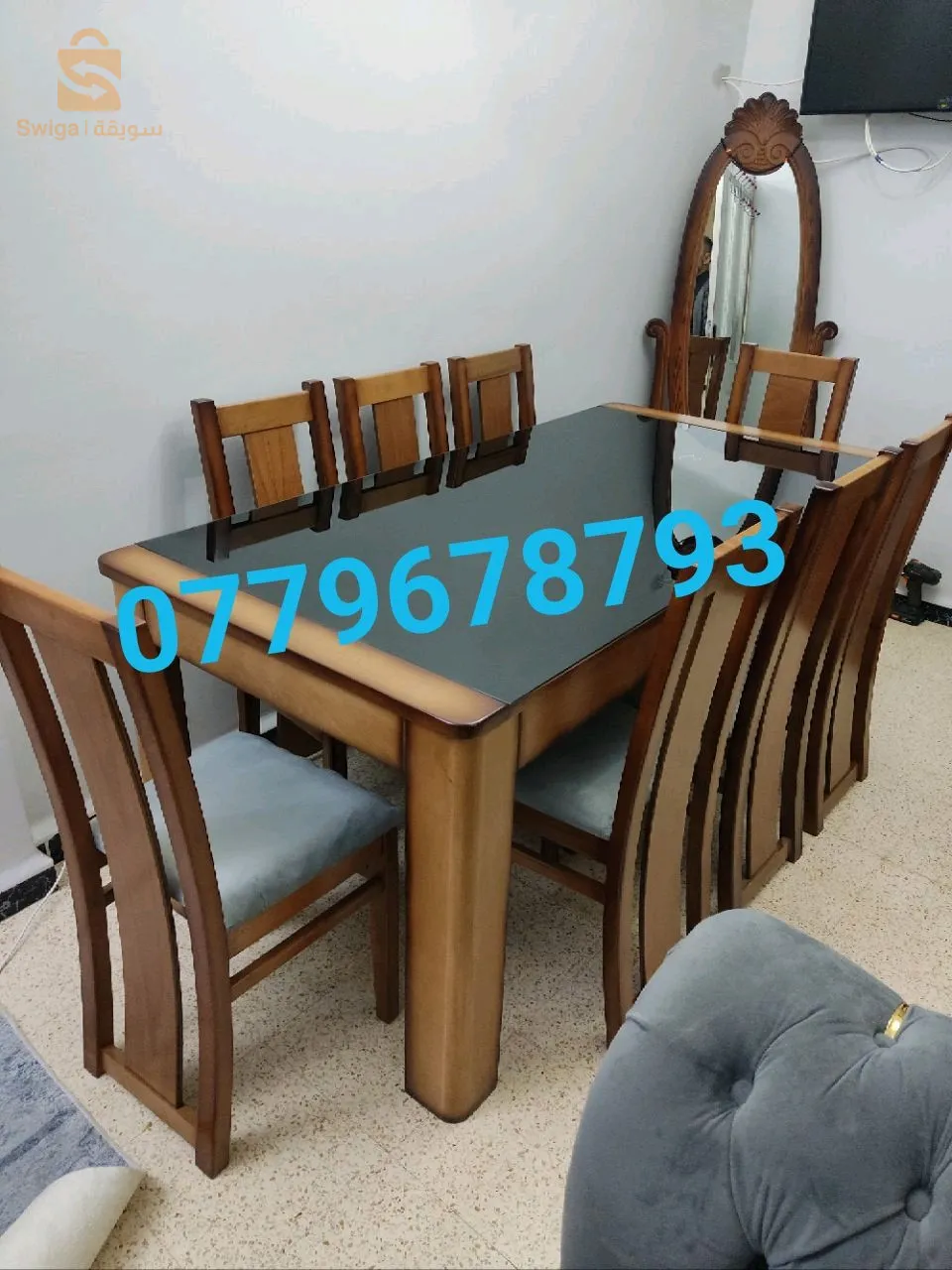 Table salle à manger 8 chaises être produit local En bois hêtre  🤩🤩