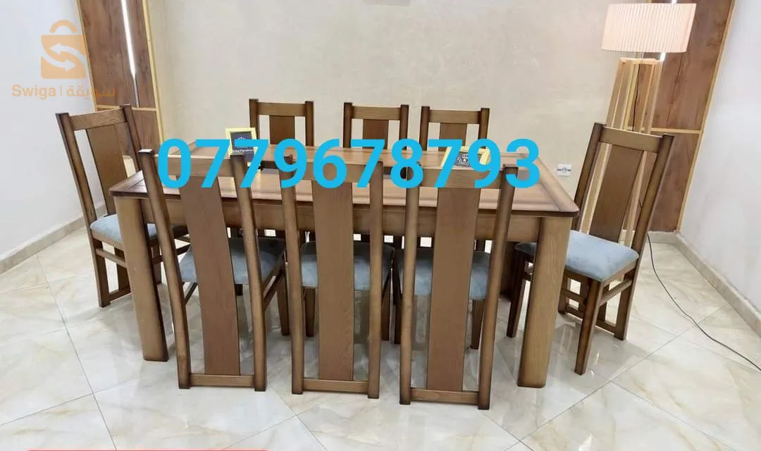 Table salle à manger 8 chaises être produit local En bois hêtre  🤩🤩