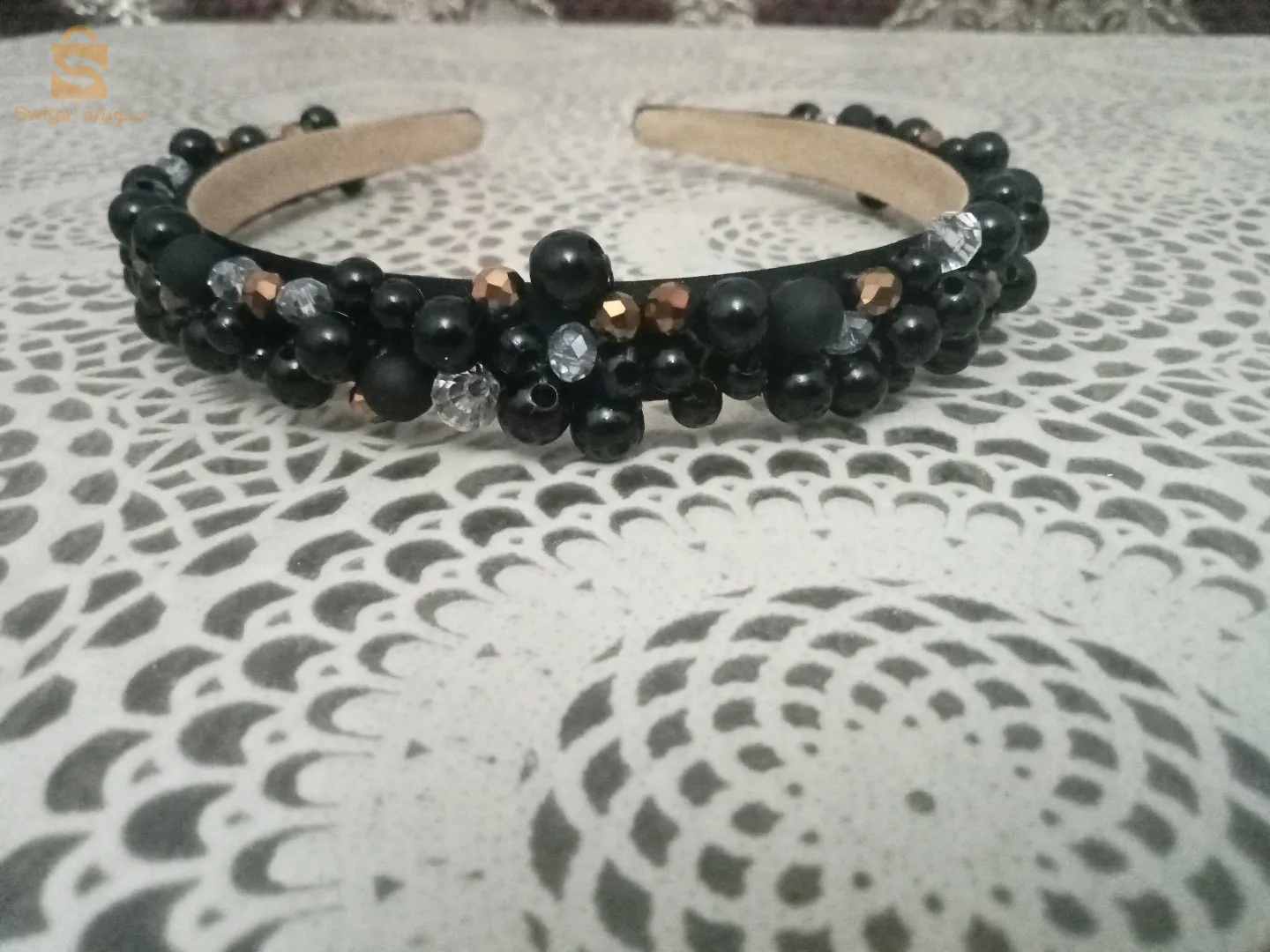 اكسسوارات مختلفة_رادكو_عقد رقبة_تاج_ أقراط_اكسسوارات شعر_