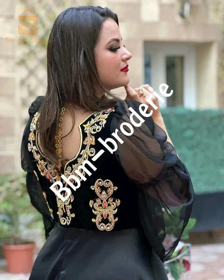 صواريات تحفة توصيل متوفر مرحبا بكم