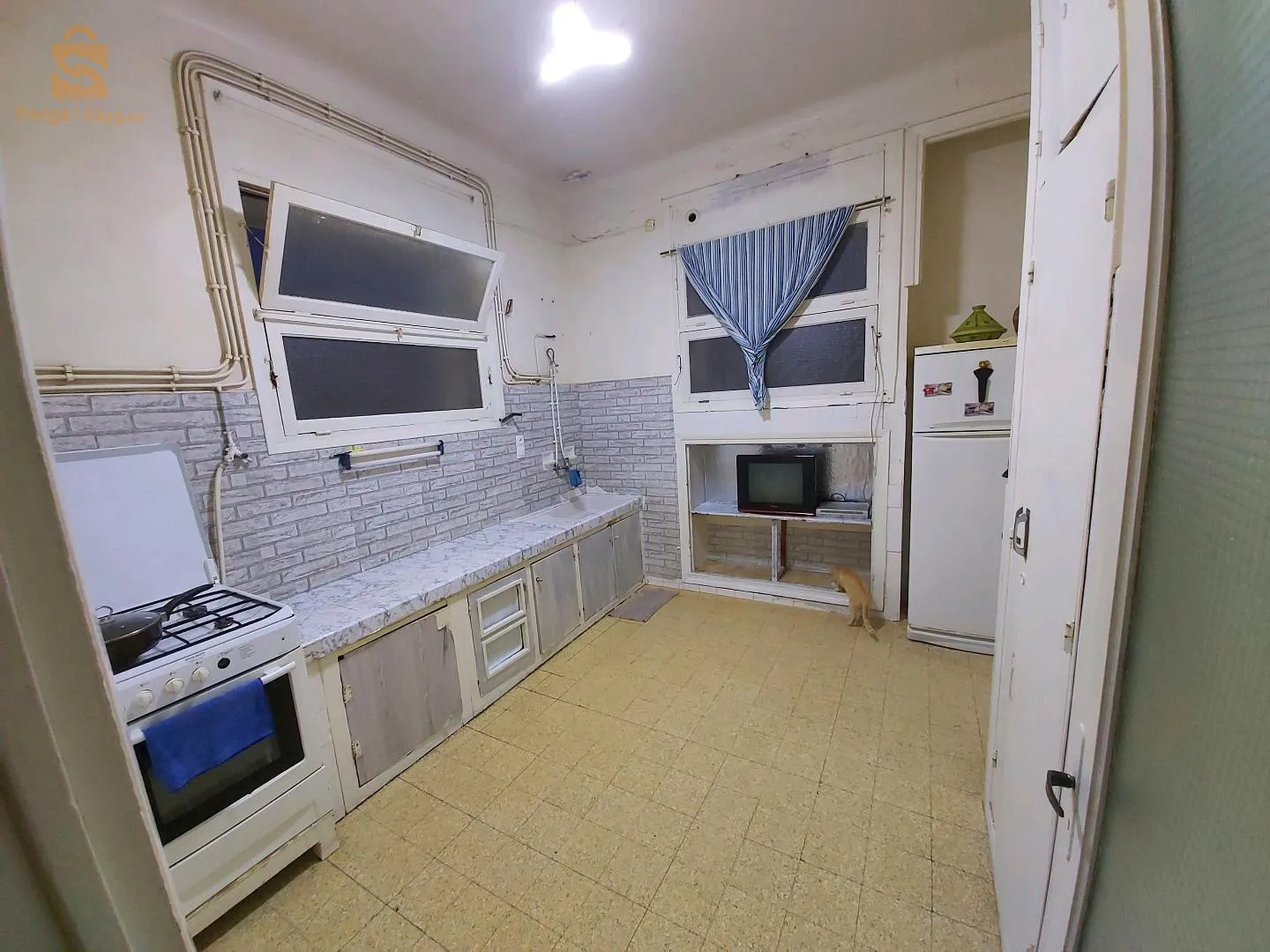 Une très belle villa coloniale - Au centre de la daira de Maleh, la wilaya d'Ain Temouchent.