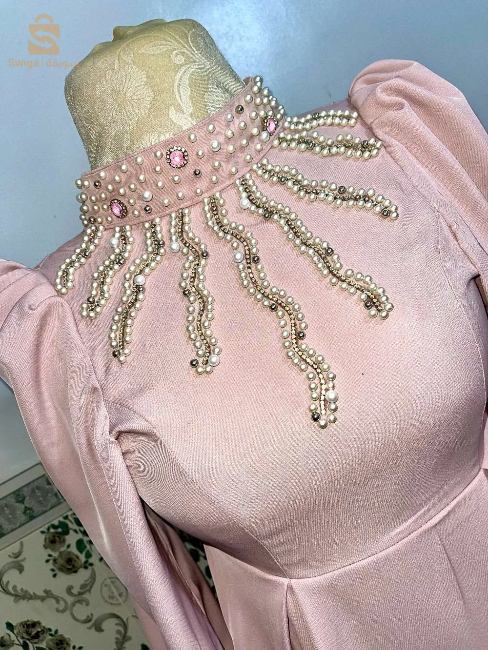 Girls suit for holidays and special occasions