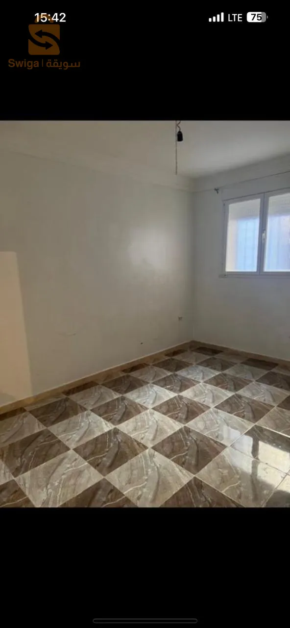3 appartements ensemble à vendre dans un quartier calme à Sougueur .