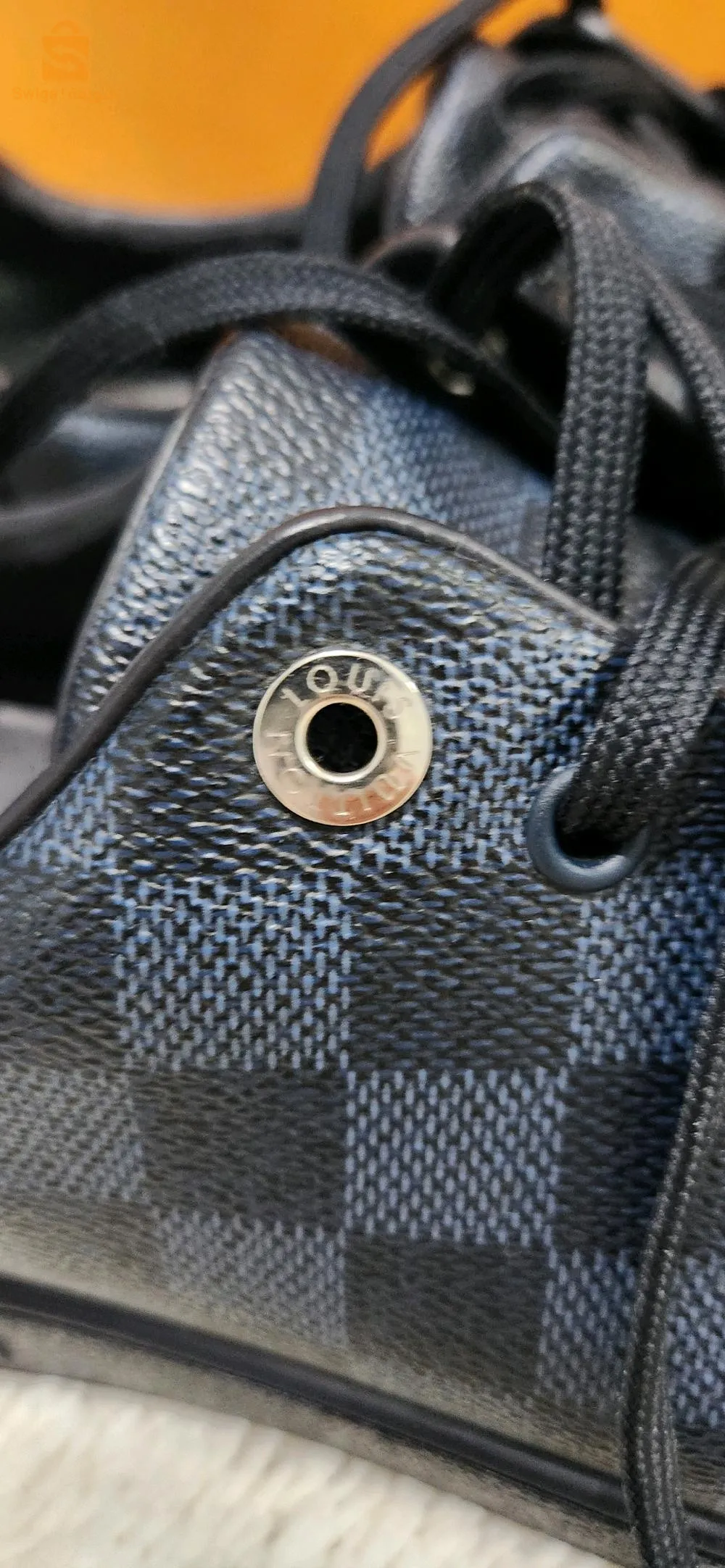 chaussure LOUIS VUITTON pointure 42