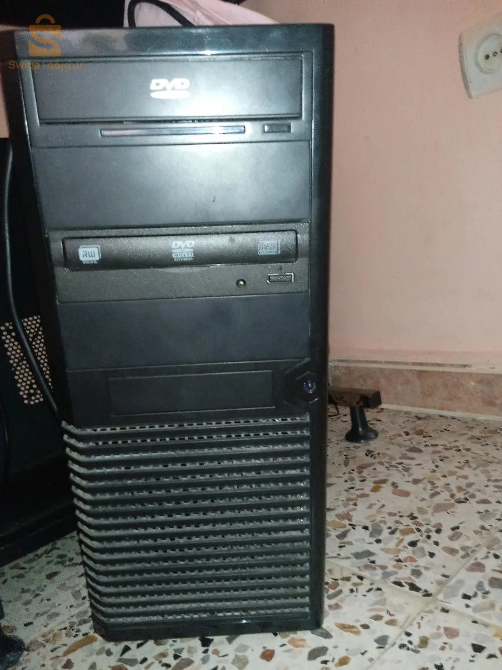 حاسوب في حالة ممتازة