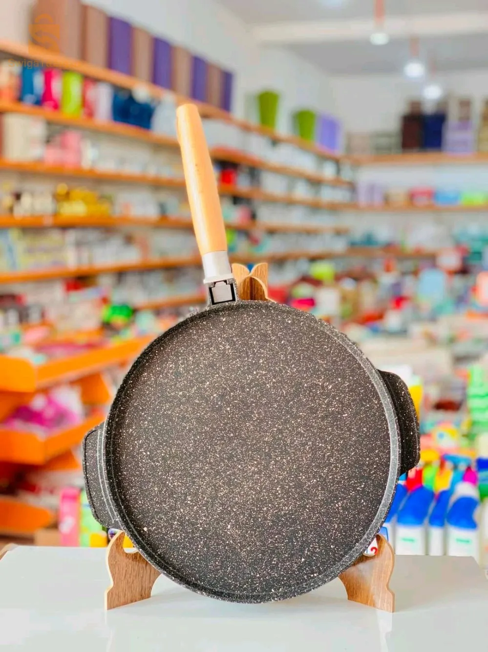 Double sided grill plate