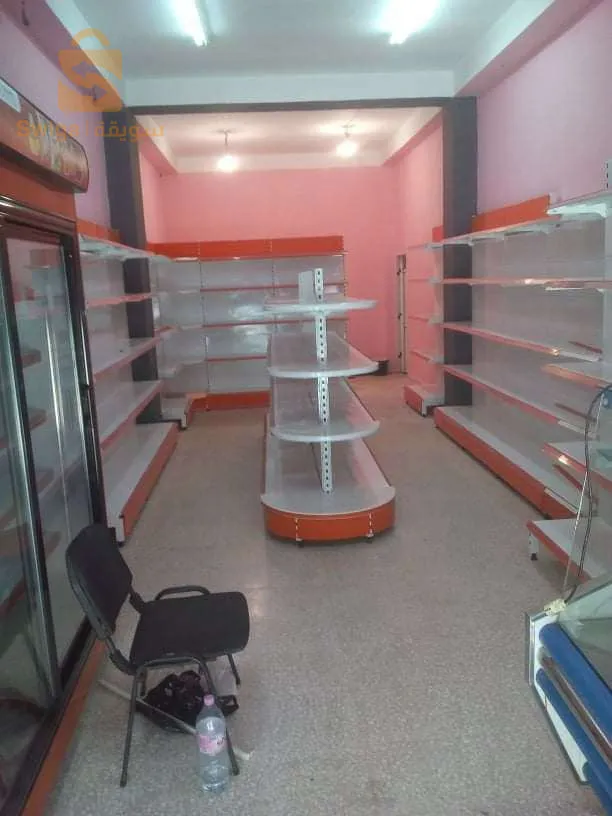 سلام عليكم كاين متريال تع سوبيرات للبيع فيه كلش منهارك خدام إن شاء الله