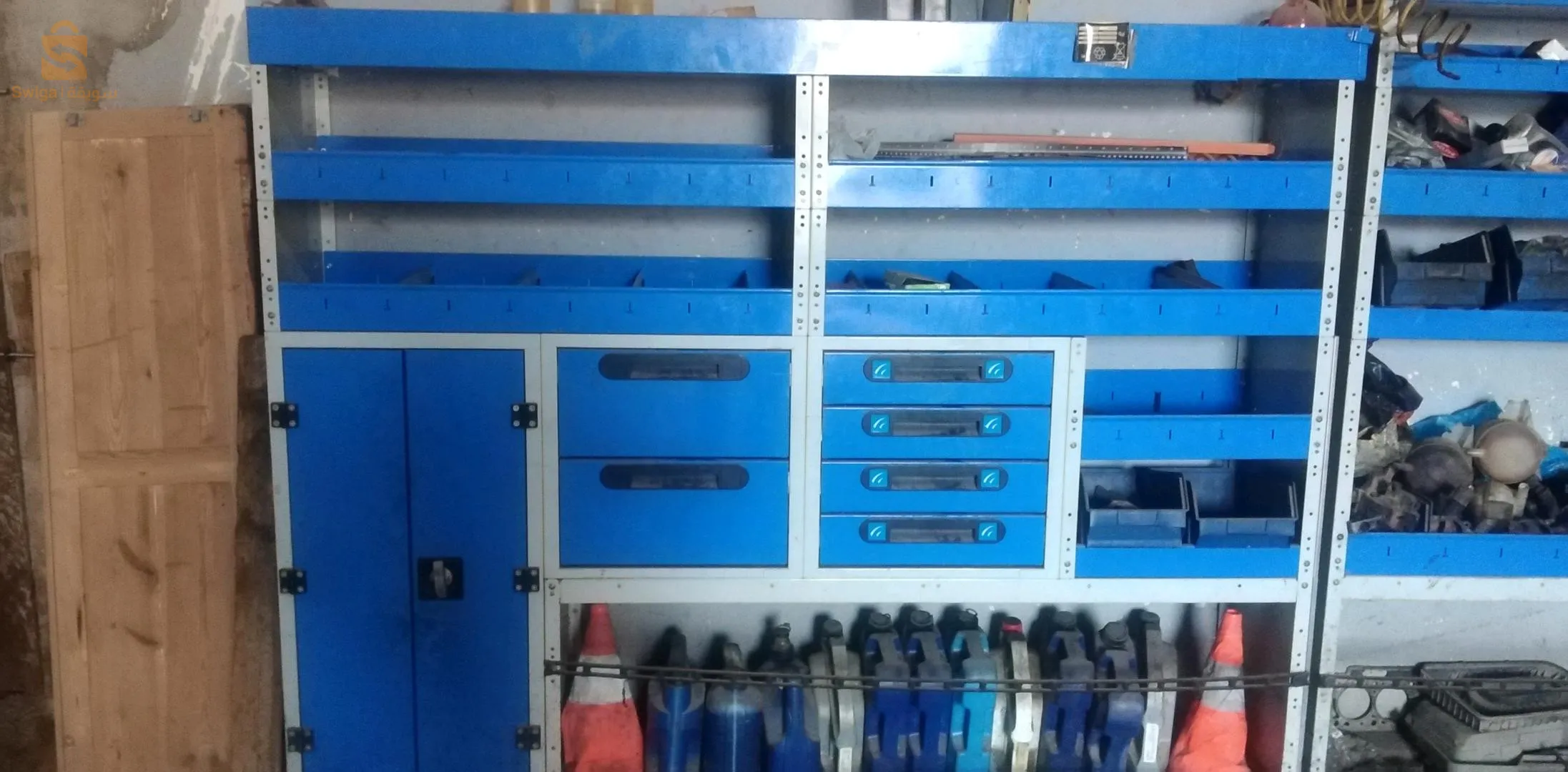 خزانت معدات