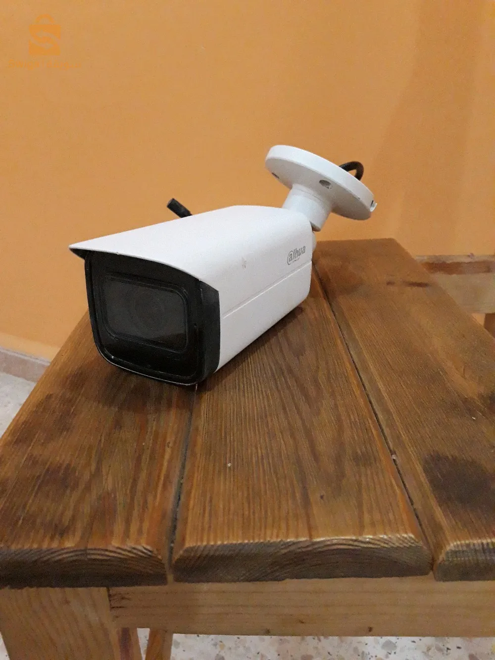 كاميرا مراقبة