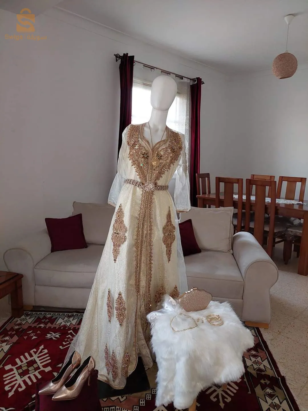 بيع ملابس تصديرة