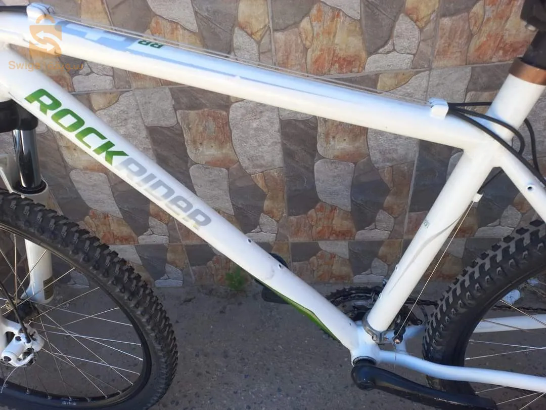 vélo Rockrider 5.3 taille L  26